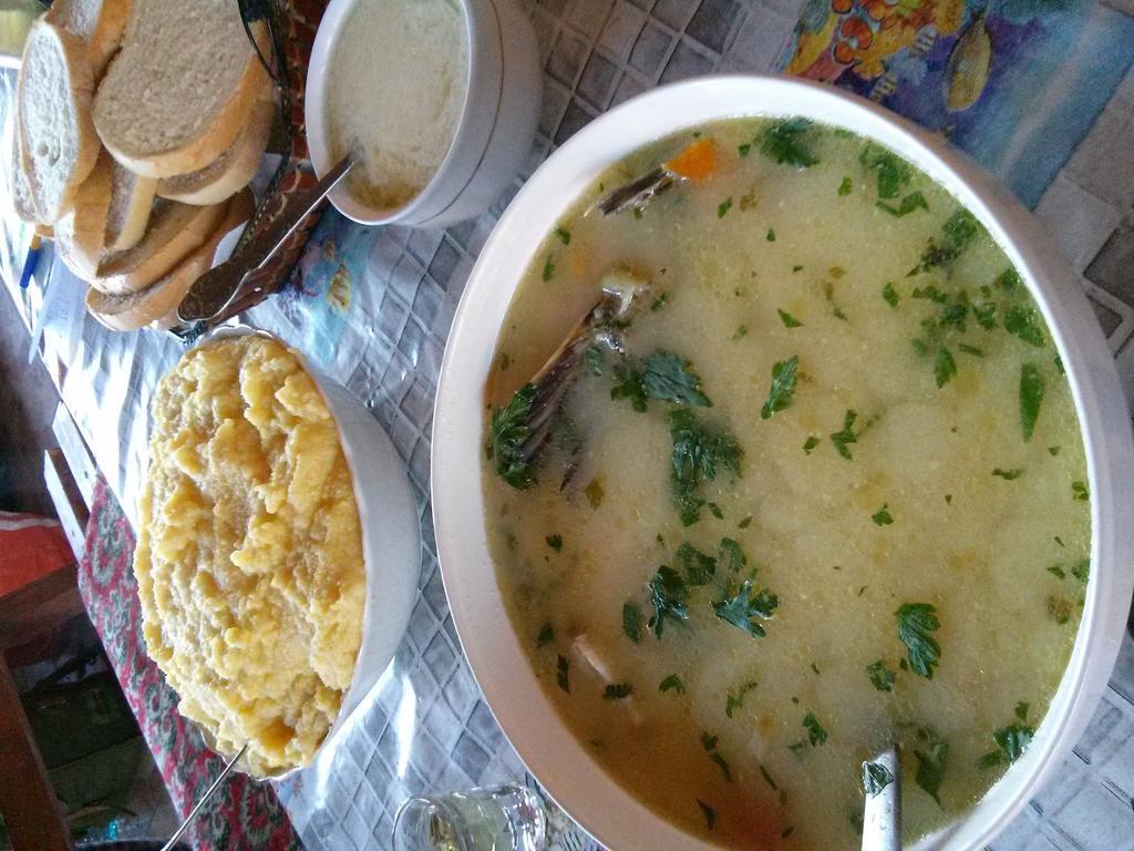 克里森 Casa Calin酒店 外观 照片